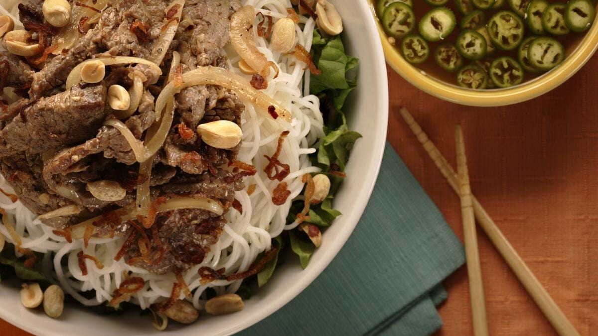 50. Bun Bo Xao Sate.