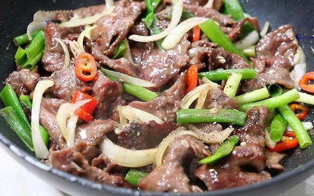 96. Com Bo Xao Xa Ot.