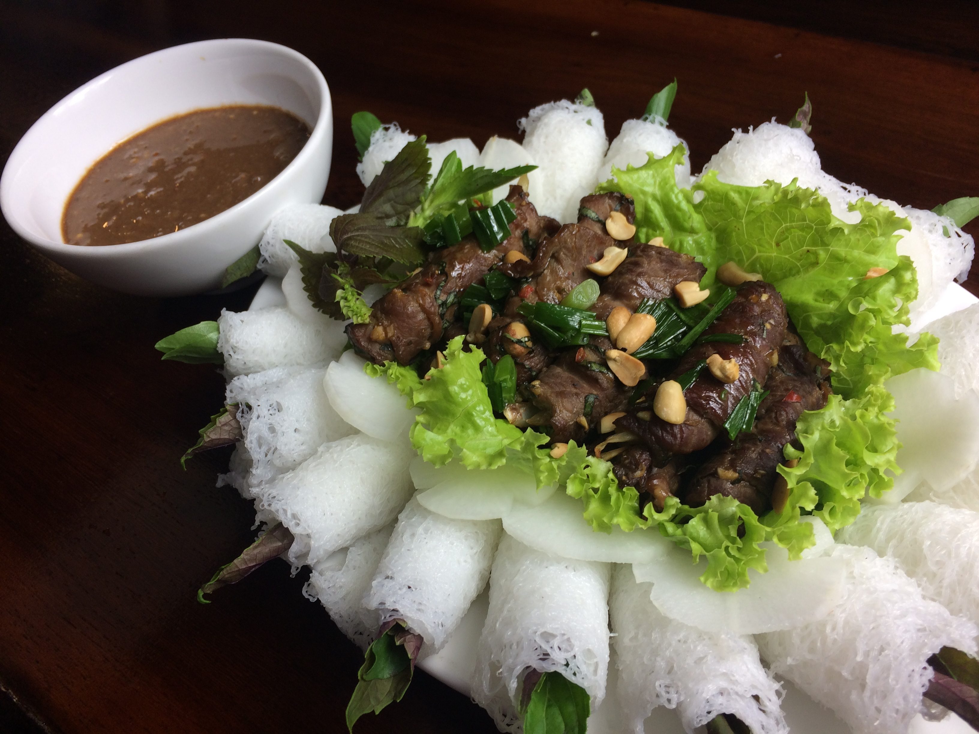 40. Banh Hoi Bo Lui.