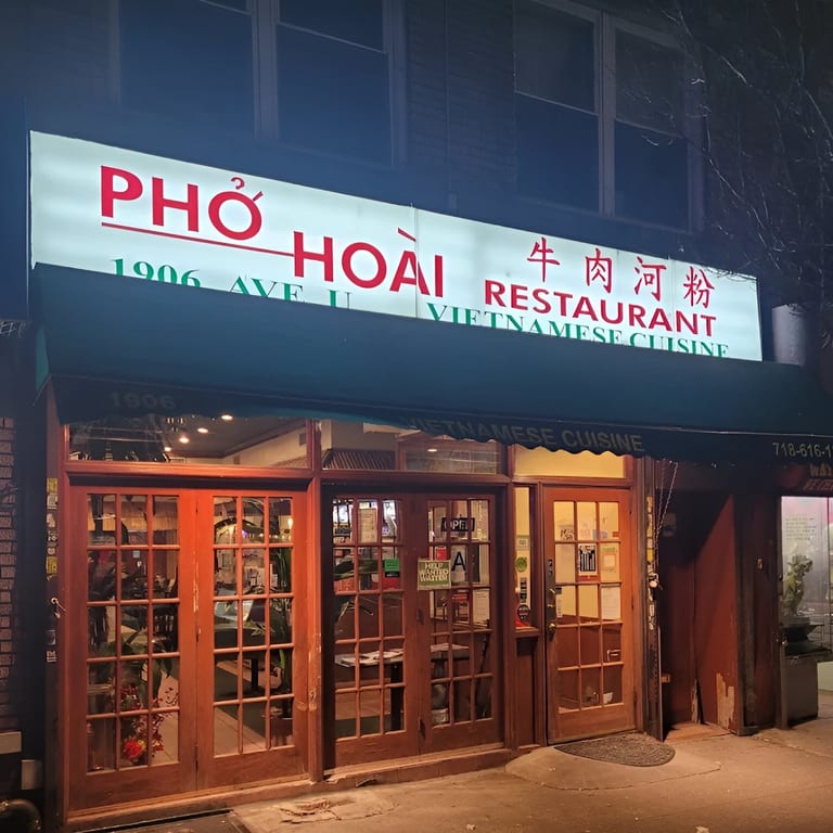 Welcome to Phở Hoài 牛肉河粉