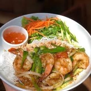 51e. Bun Tom Xao Ca Ri