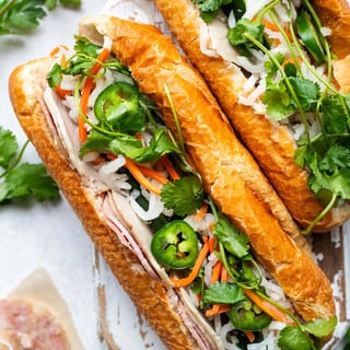 S 1. Banh Mi Dac Biet