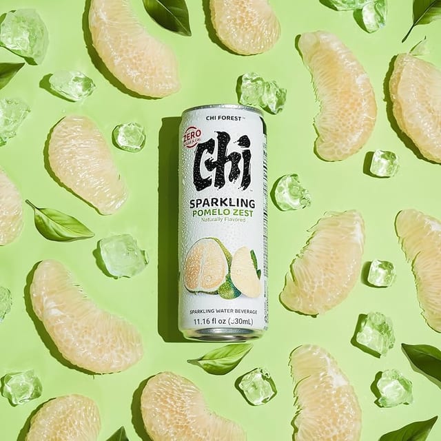 Sparkling Water Pomelo Zest Flavor.